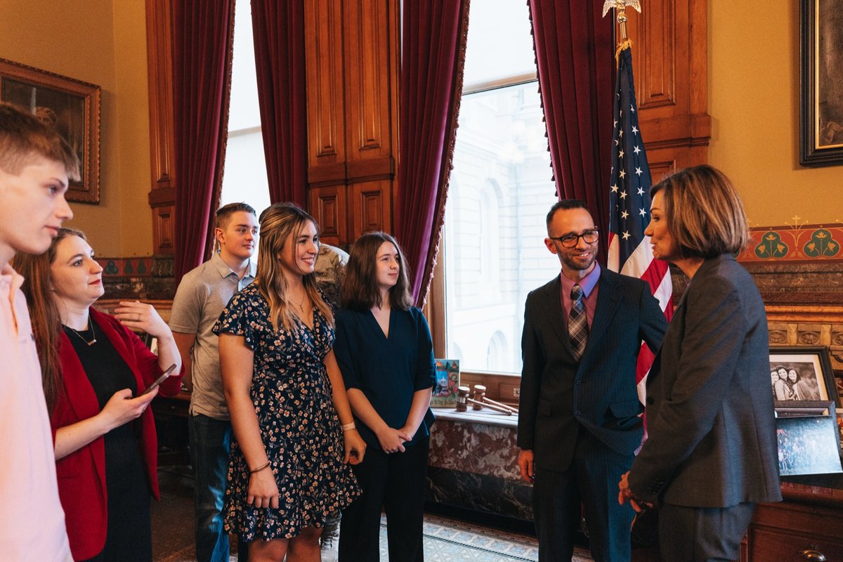 Guard-connected youth gathered for a leadership workshop
